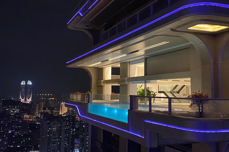 空中泳池施工建設(shè)大型亞克力游泳池制作安裝免費設(shè)計有機玻璃泳池