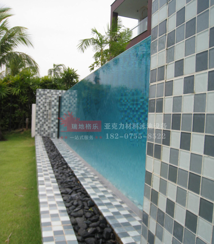 新加坡圣淘沙洋房亞克力透明空中泳池二，瑞地格樂亞克力游泳池